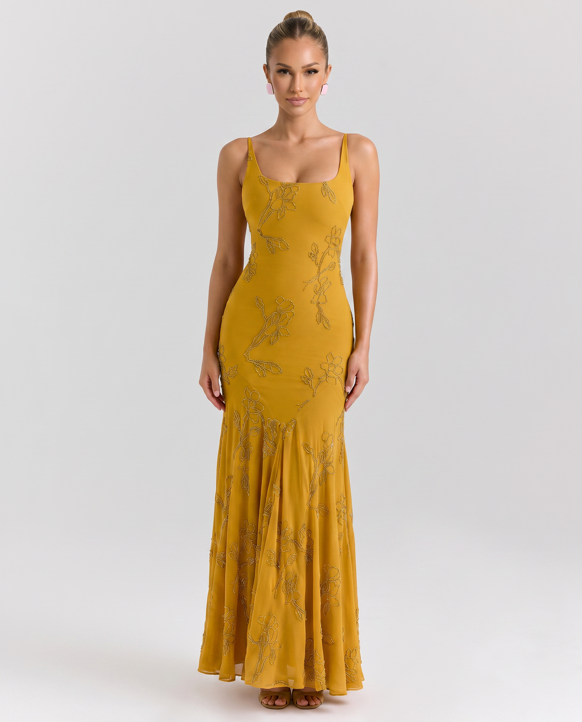 Evie • Maxi con Perlas y Espalda con Cordones
